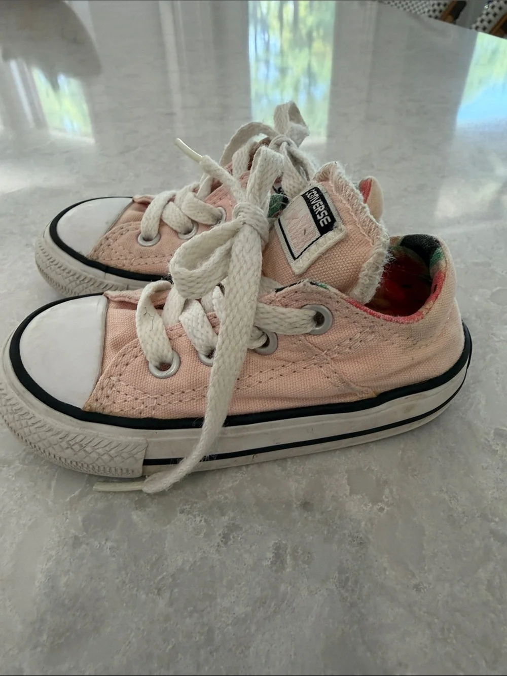 Converse Kids Pink Low-Top Canvas Sneakers with White Toe